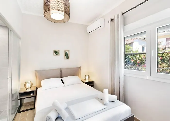 Endless Sea View House Nea Iraklia